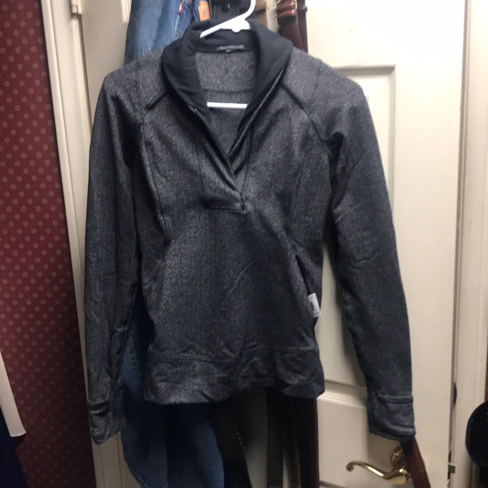Lululemon 4 herringbone 1/4 zipper used jacket